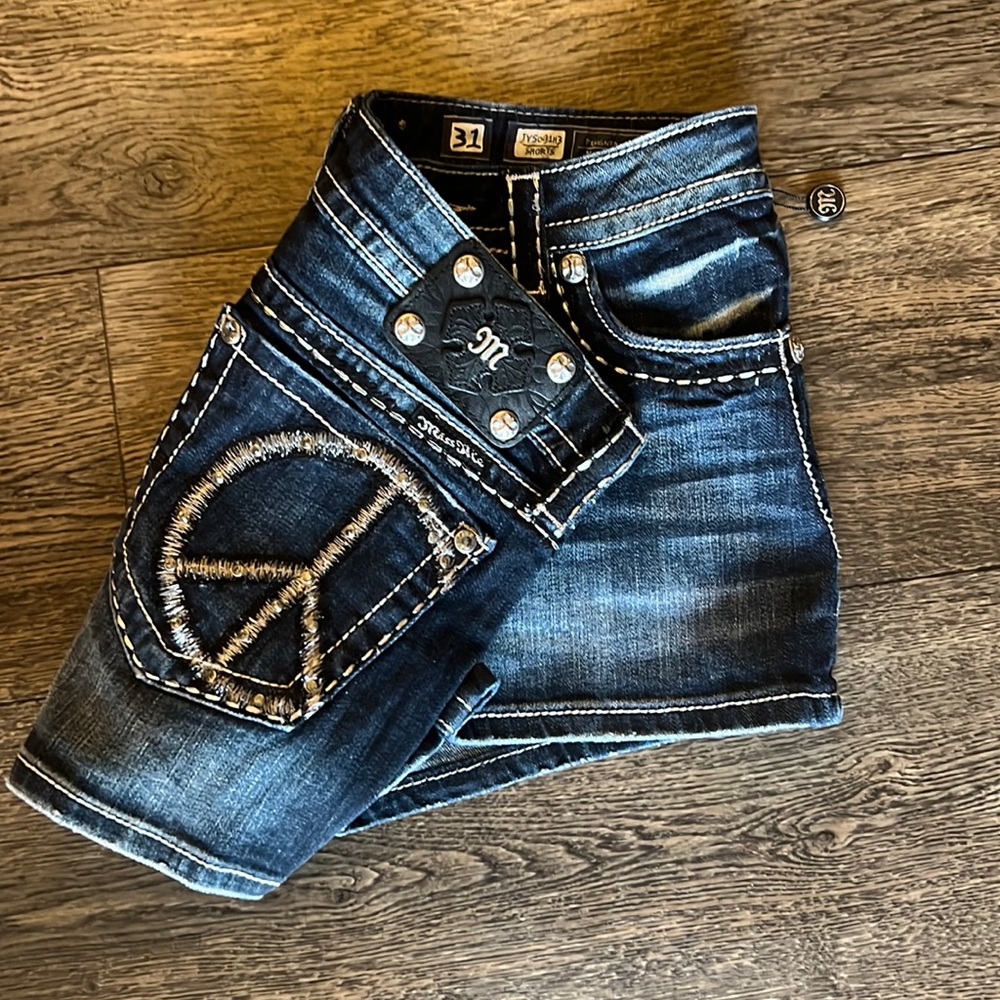 Miss Me Shorts